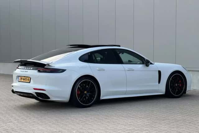 Porsche Panamera (2017) thumbnail 5