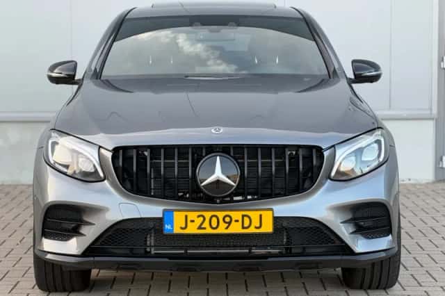 Mercedes-Benz GLC-Klasse Coupé (2017) thumbnail 2