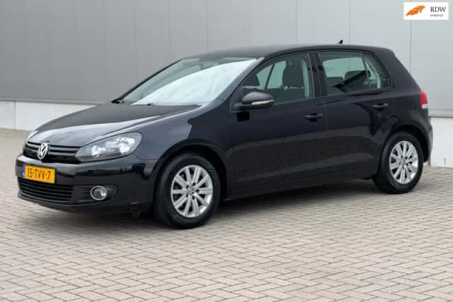 Volkswagen Golf (2012) thumbnail 1