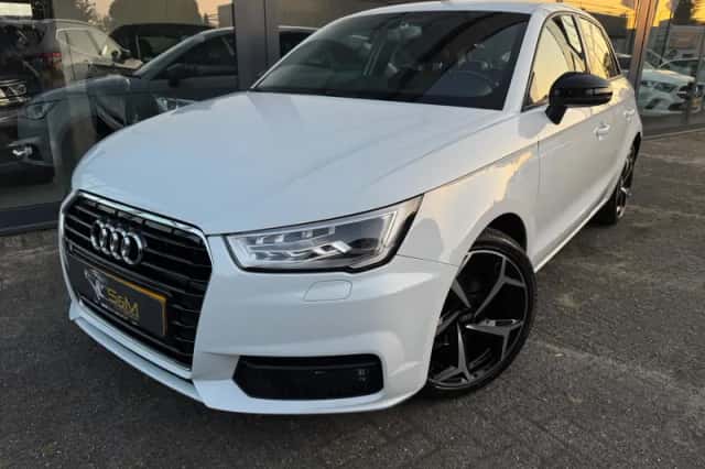 Audi A1 (2017) thumbnail 5