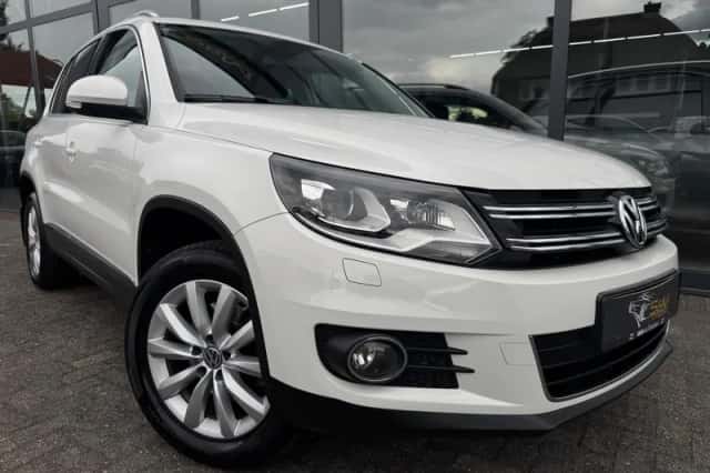 Volkswagen Tiguan (2011) thumbnail 1