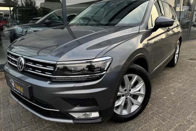 Volkswagen Tiguan (2016) thumbnail 3