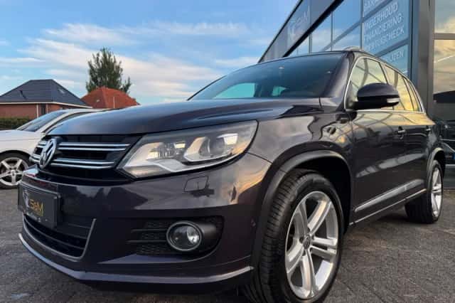 Volkswagen Tiguan (2016) thumbnail 6