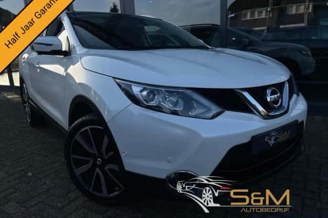 Nissan Qashqai (2016) thumbnail 1