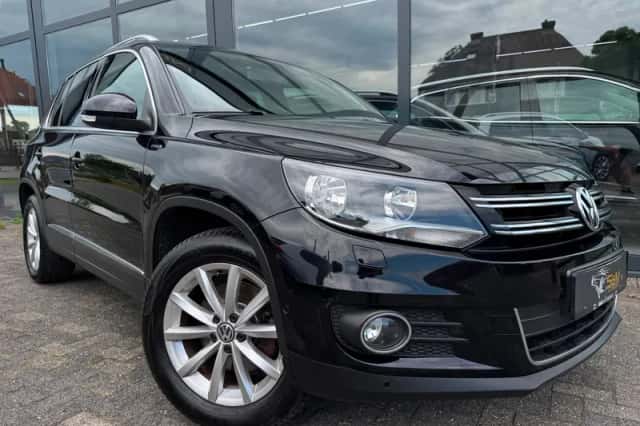 Volkswagen Tiguan (2015) thumbnail 1