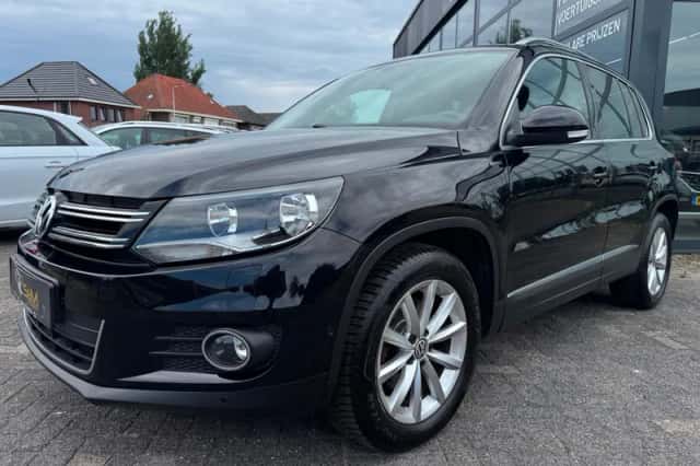 Volkswagen Tiguan (2015) thumbnail 6