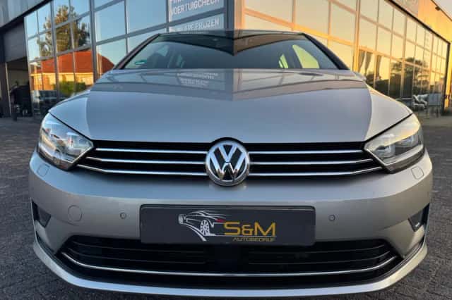 Volkswagen Golf Sportsvan (2015) thumbnail 6