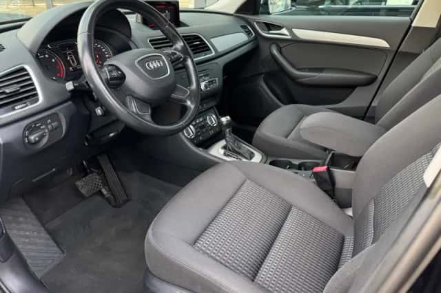 Audi Q3 (2015) thumbnail 2