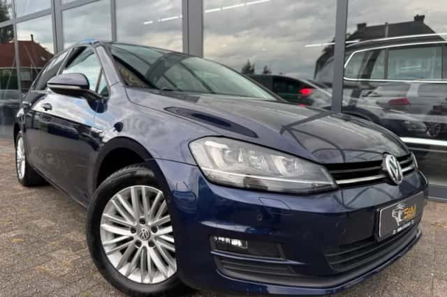 Volkswagen Golf (2014) thumbnail 1