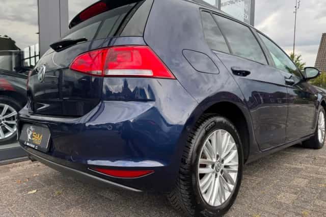 Volkswagen Golf (2014) thumbnail 3