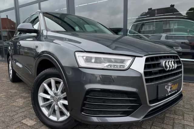 Audi Q3 (2018) thumbnail 1