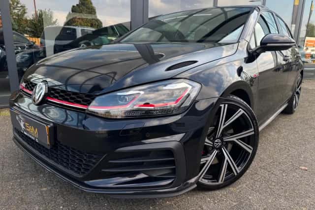 Volkswagen Golf (2017) thumbnail 4