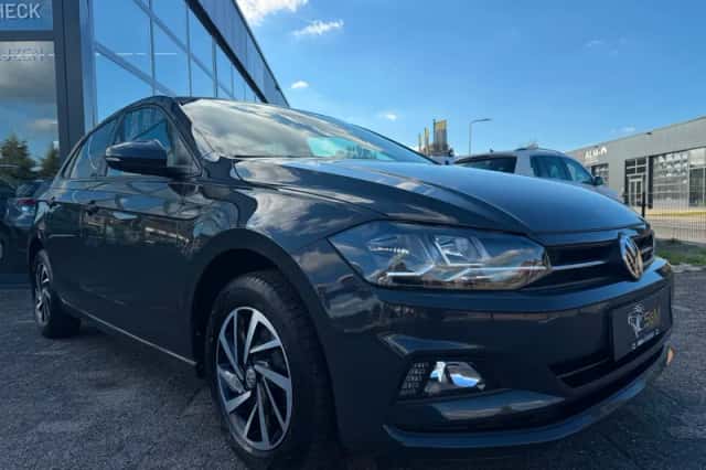 Volkswagen Polo (2019) thumbnail 6