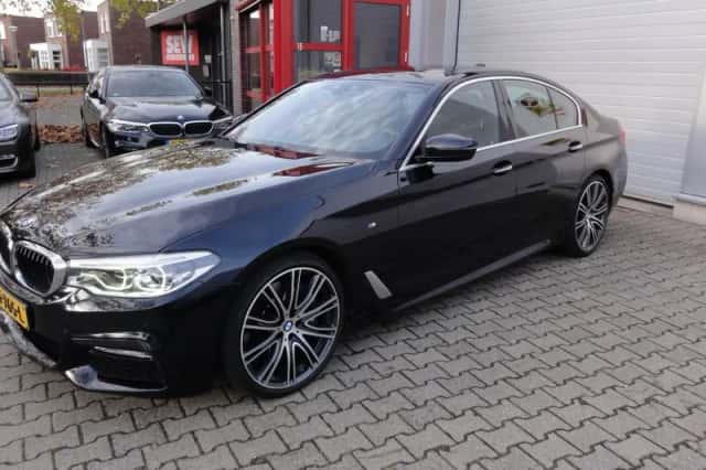 BMW 5-Serie (2018) thumbnail 1