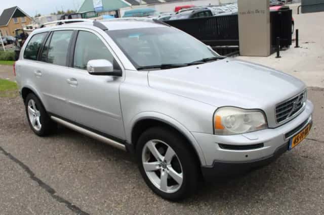 Volvo XC90 (2007) thumbnail 2
