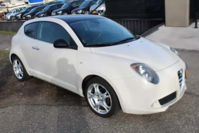 Alfa Romeo MiTo (2014) thumbnail 2