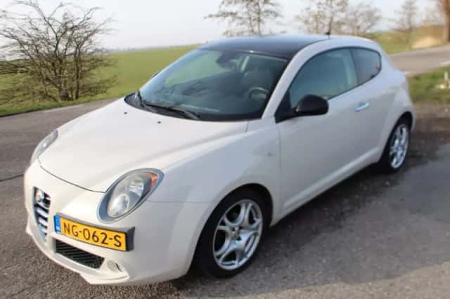 Alfa Romeo MiTo (2014) thumbnail 5