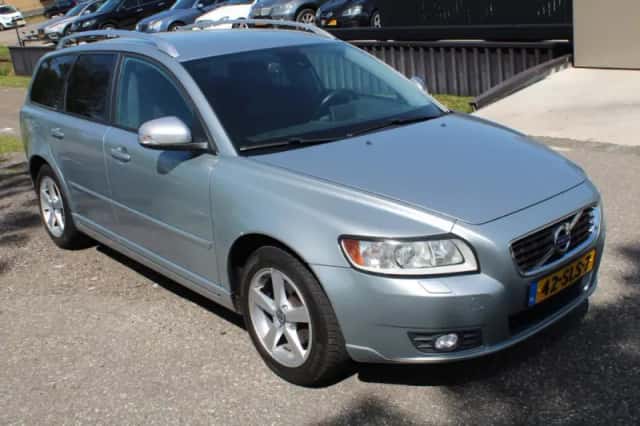 Volvo V50 (2011) thumbnail 2