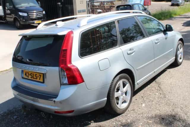 Volvo V50 (2011) thumbnail 4