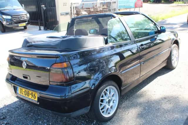 Volkswagen Golf (1998) thumbnail 5