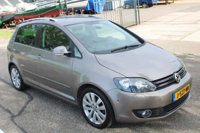 Volkswagen Golf Plus (2010) thumbnail 2