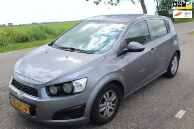 Chevrolet Aveo (2012) thumbnail 1