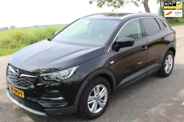 Opel Grandland (2018) thumbnail 1
