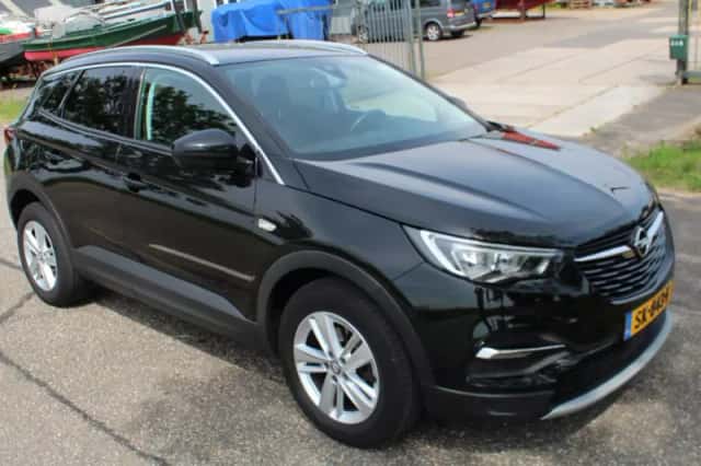 Opel Grandland (2018) thumbnail 2