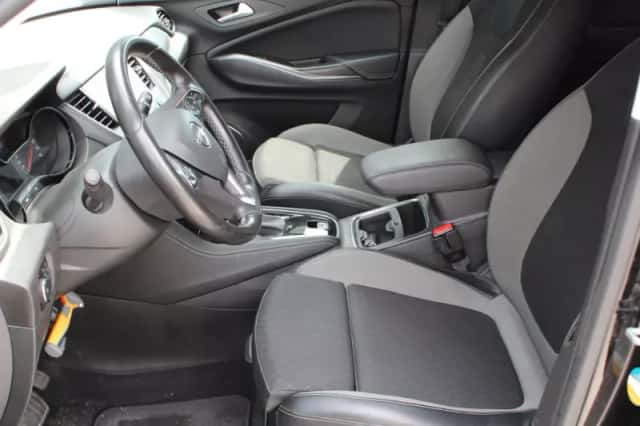 Opel Grandland (2018) thumbnail 5
