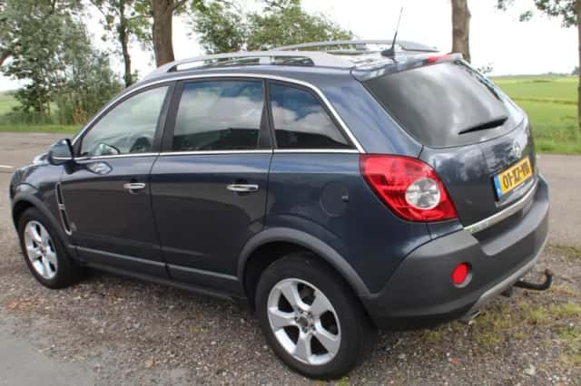 Opel Antara (2007) thumbnail 4