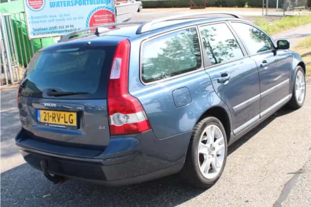 Volvo V50 (2005) thumbnail 3