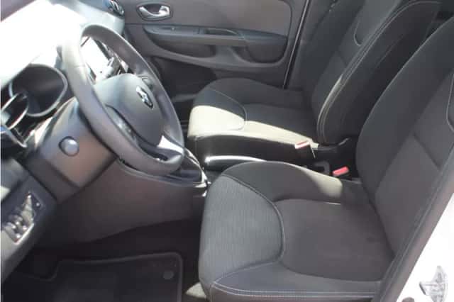 Renault Clio (2016) thumbnail 5