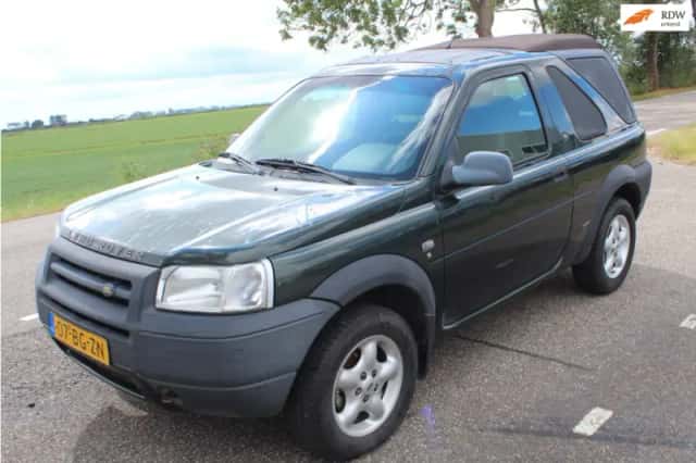 Land Rover Freelander (2003) thumbnail 1