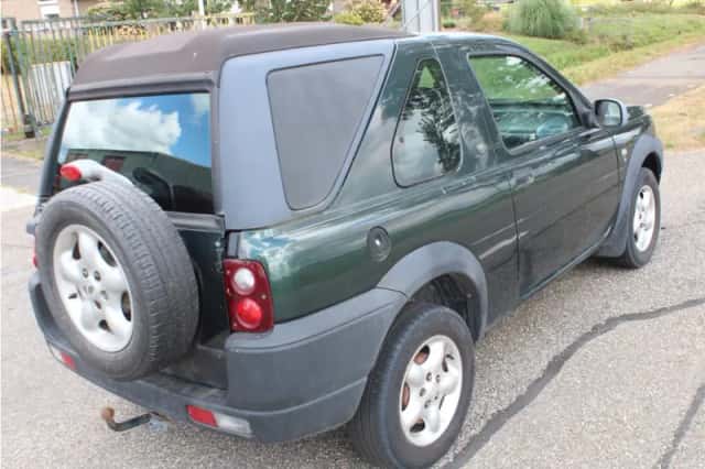 Land Rover Freelander (2003) thumbnail 4