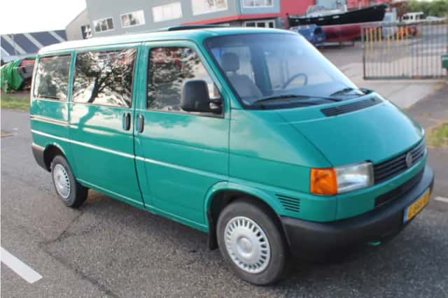 Volkswagen Transporter (2001) thumbnail 3