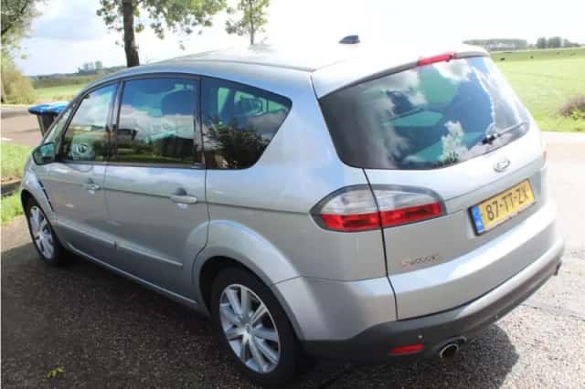 Ford S-Max (2007) thumbnail 3