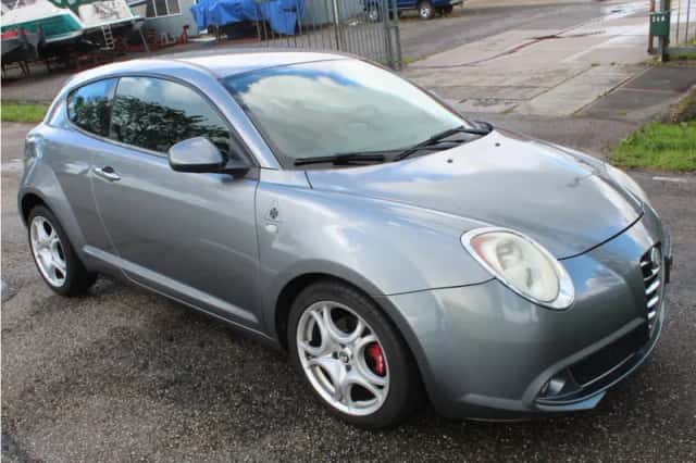 Alfa Romeo MiTo (2012) thumbnail 2
