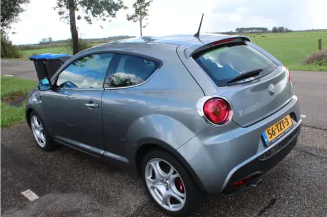 Alfa Romeo MiTo (2012) thumbnail 4