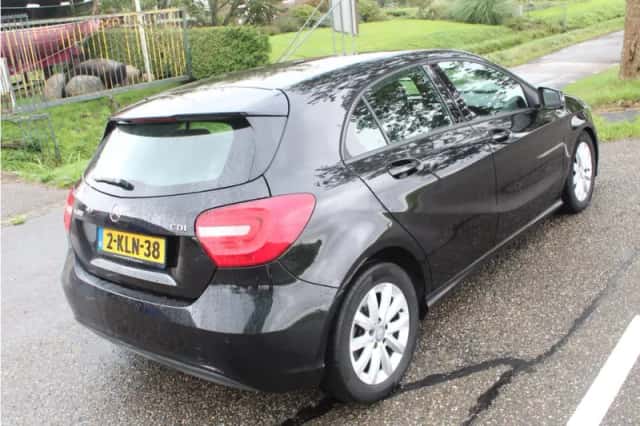 Mercedes-Benz A-Klasse (2013) thumbnail 4