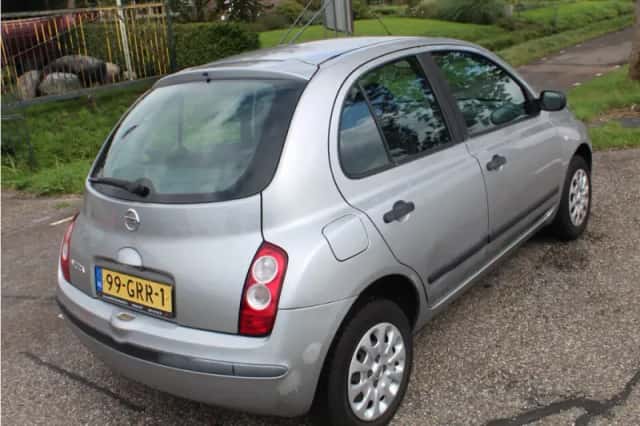 Nissan Micra (2008) thumbnail 3