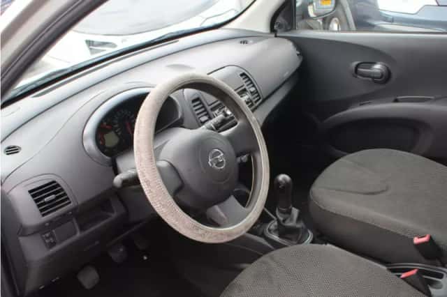 Nissan Micra (2008) thumbnail 6