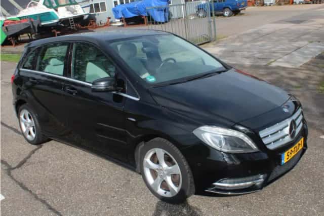 Mercedes-Benz B-Klasse (2012) thumbnail 2