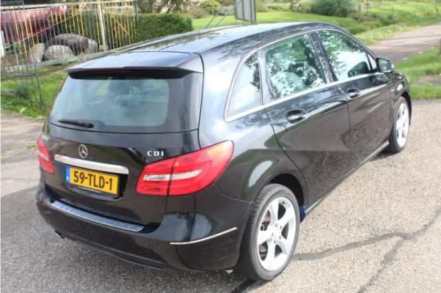 Mercedes-Benz B-Klasse (2012) thumbnail 3