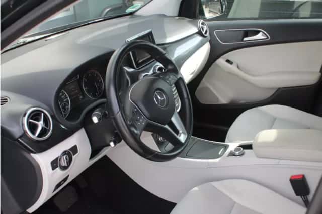 Mercedes-Benz B-Klasse (2012) thumbnail 5