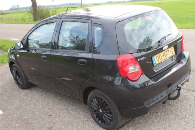 Chevrolet Aveo (2008) thumbnail 2