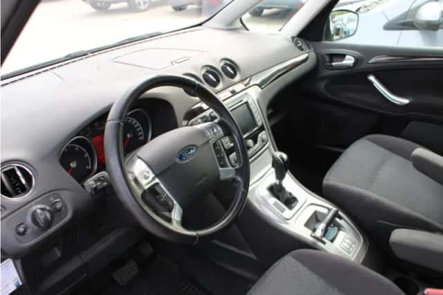 Ford Galaxy (2008) thumbnail 5