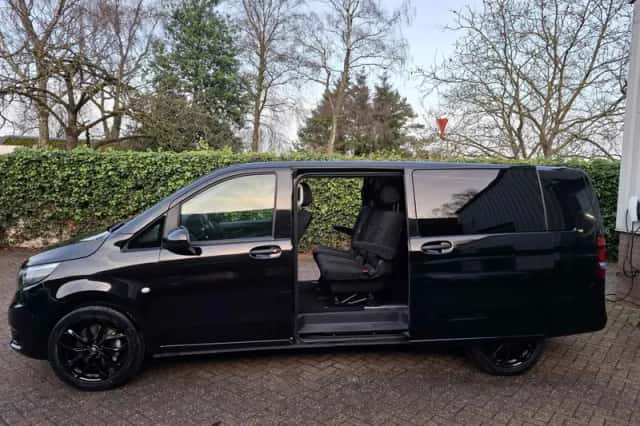 Mercedes-Benz Vito (2022) thumbnail 5