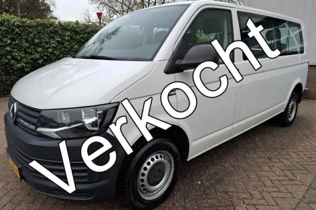 Volkswagen Transporter (2017) thumbnail 1