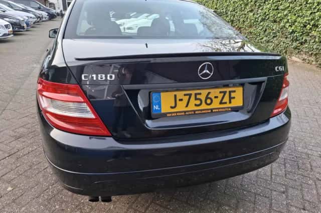 Mercedes-Benz C-Klasse (2010) thumbnail 6