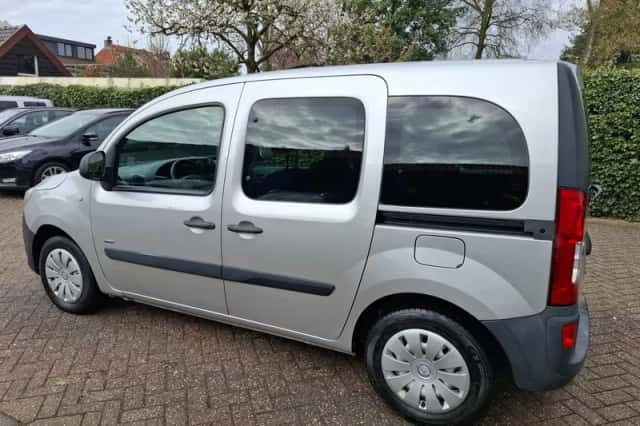 Mercedes-Benz Citan (2015) thumbnail 6